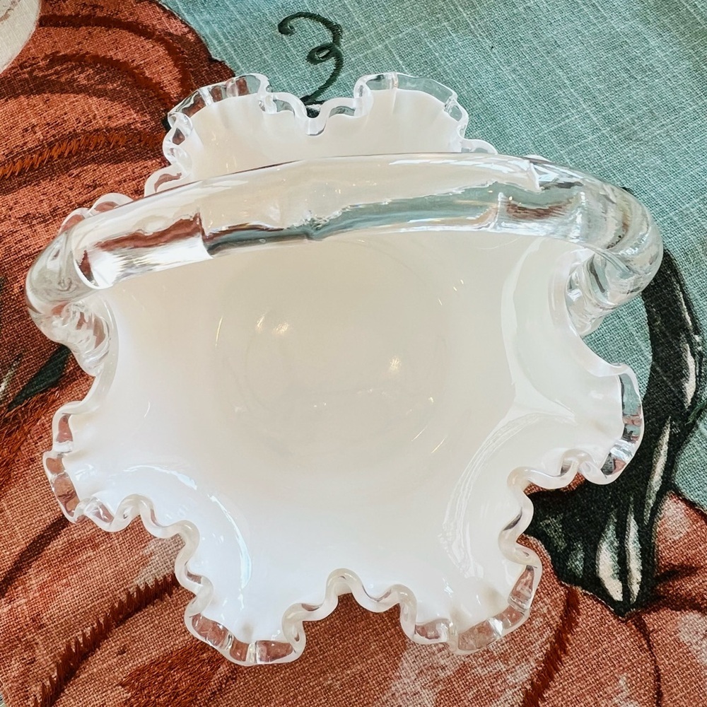 Vintage Fenton Silver Crest White Milk Glass Basket Clear Ruffled Edge - Picture 2 of 3